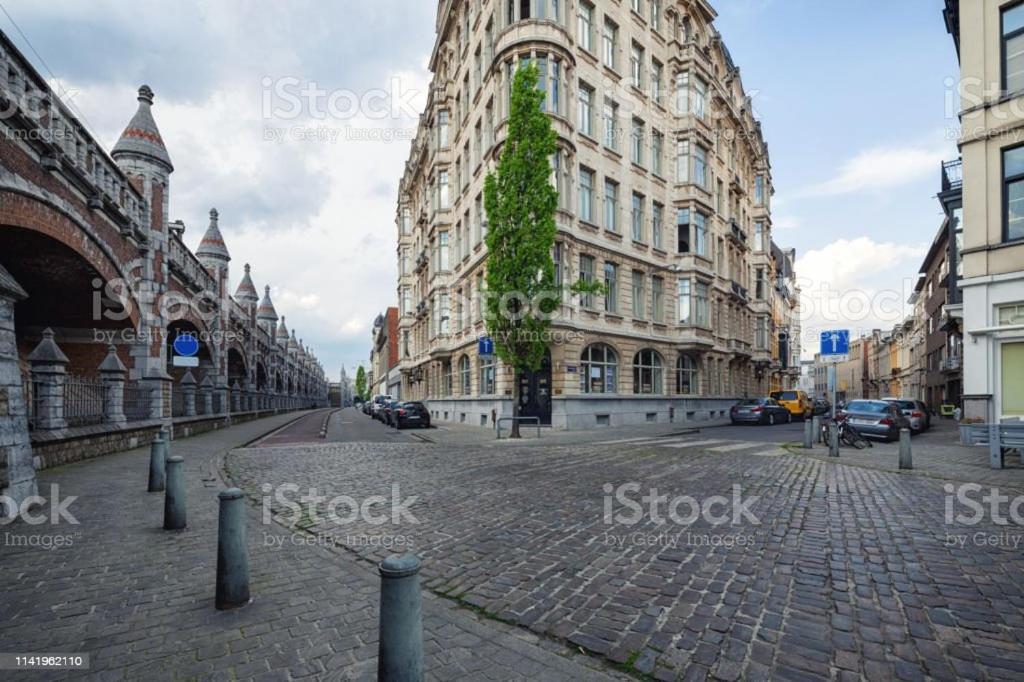 Cozy Antwerp - Zurenborg Skyline Antuérpia Exterior foto